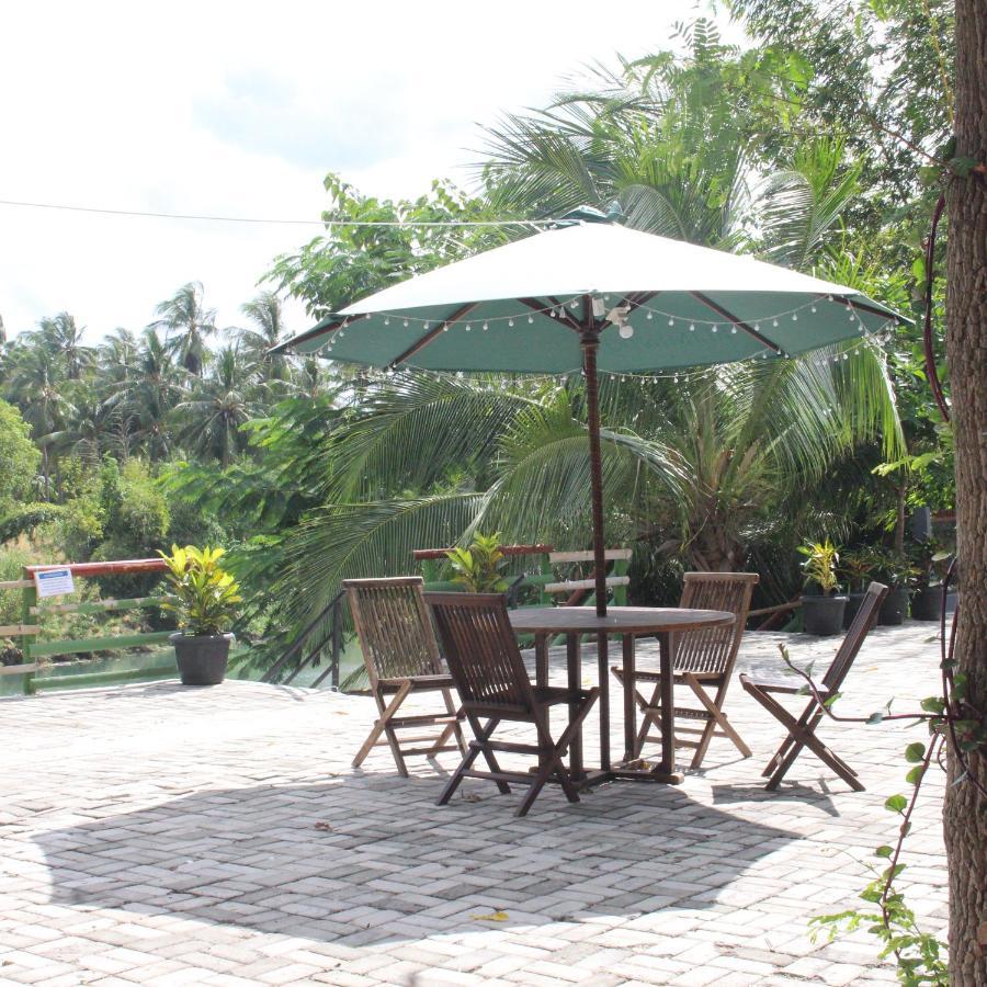 Pondok Wisata Dan Restoran Elim Waingapu Eksteriør billede